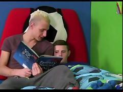 Skinny sword swallowers in vivid gay threesome